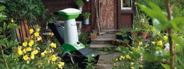 Как выбрать качественный садовый измельчитель для травы и веток - фото